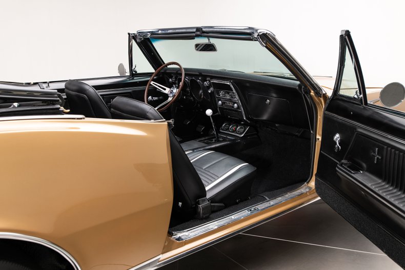1967 Chevrolet Camaro 57