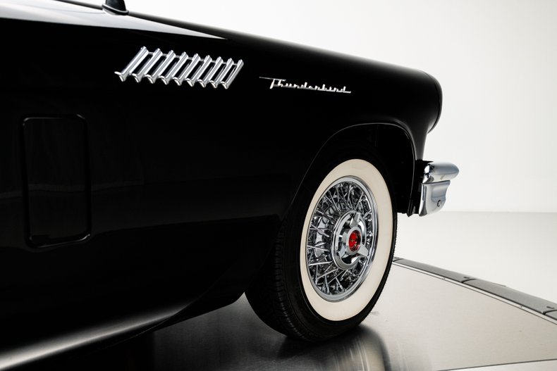 1957 Ford Thunderbird 13