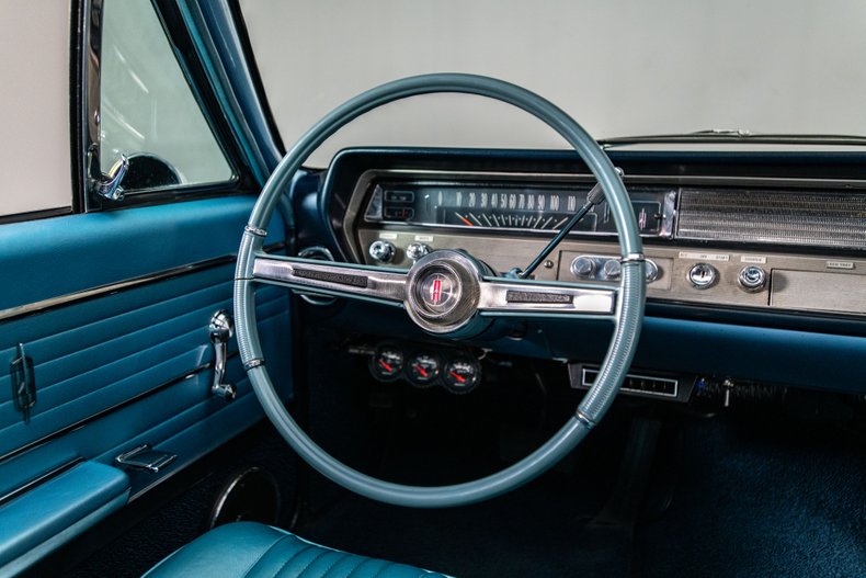 1965 Oldsmobile Cutlass 41