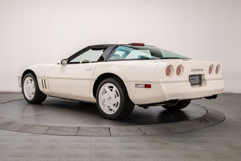 1988 Chevrolet Corvette 18