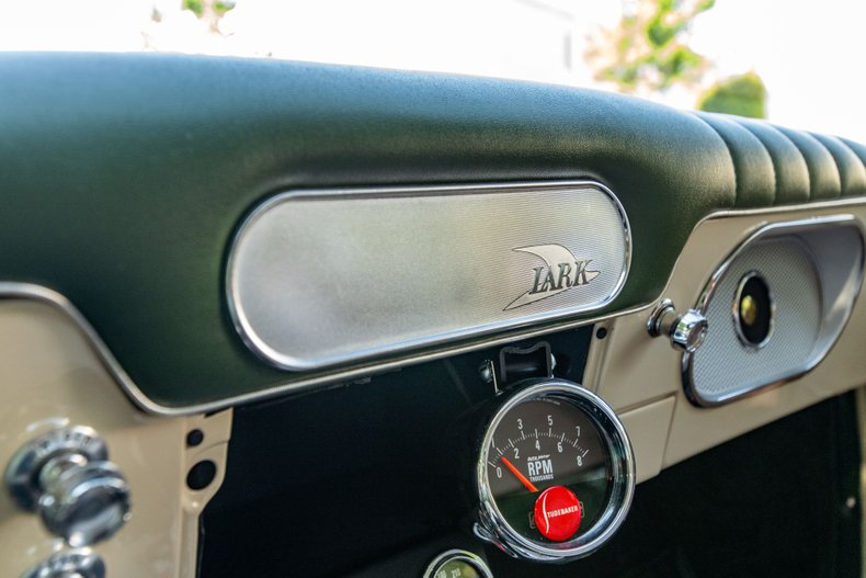 1960 Studebaker Lark 39