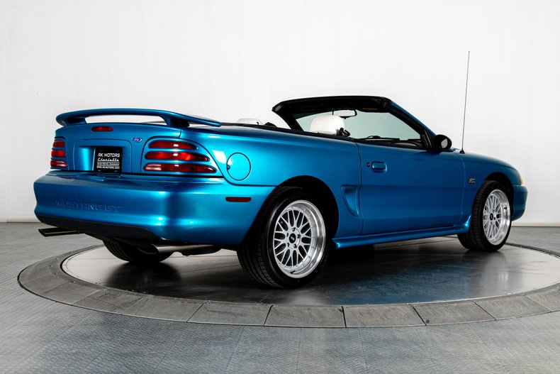 1995 Ford Mustang GT 15