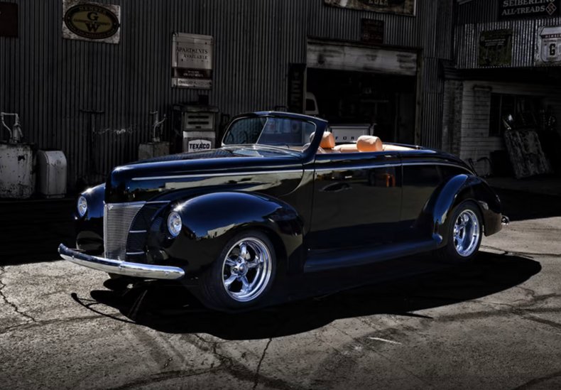 1940 Ford Convertible 21