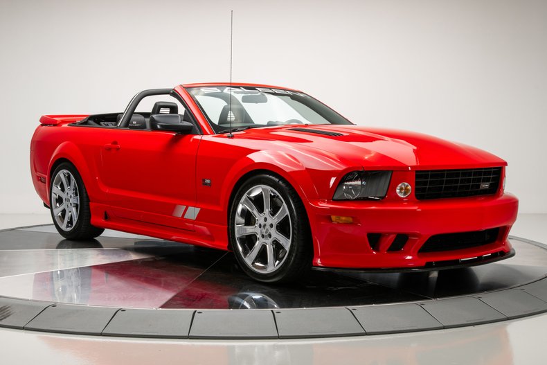 2007 Ford Mustang 9