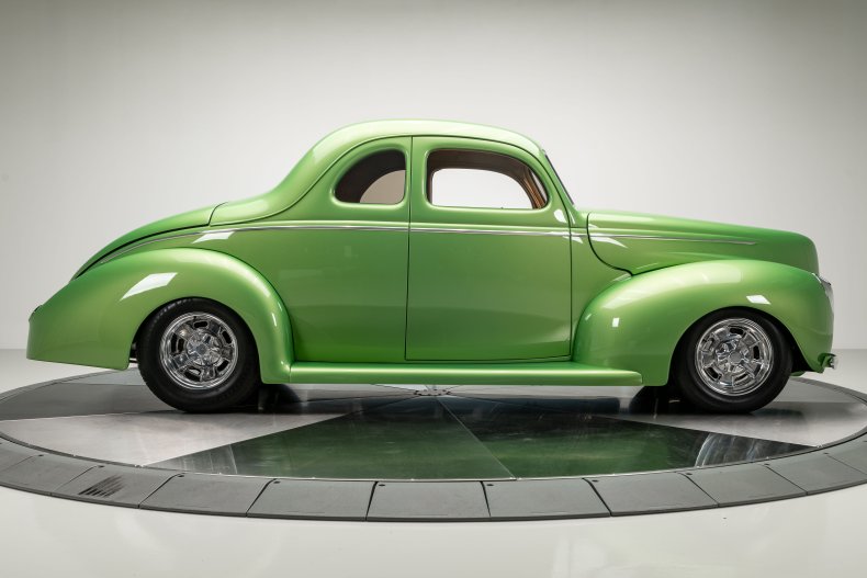 1940 Ford Coupe 14