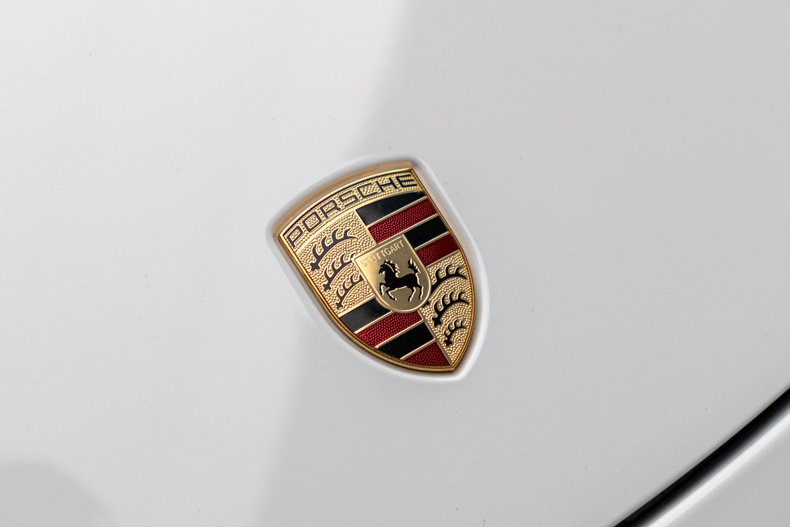 2016 Porsche Cayman 11