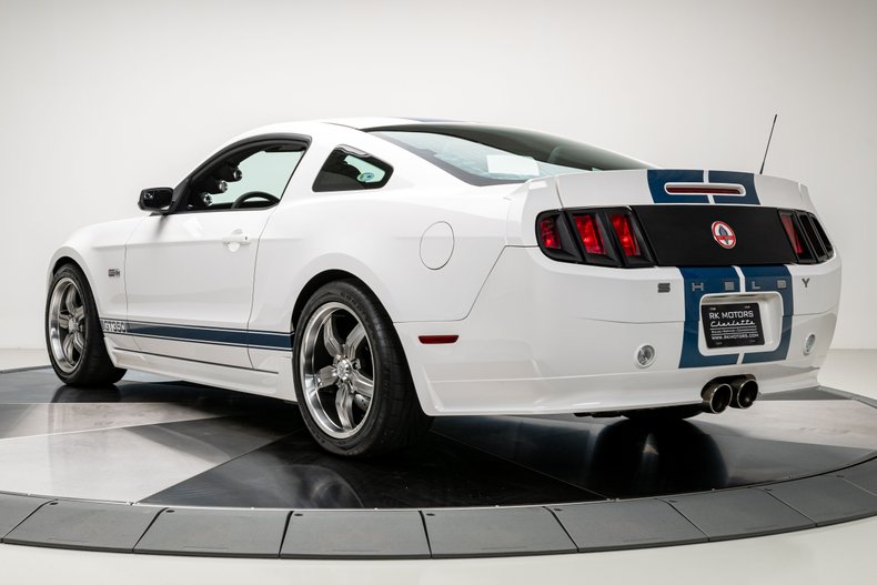 2012 Ford Mustang 19