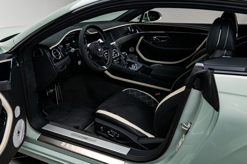 2024 Bentley Continental GT 41