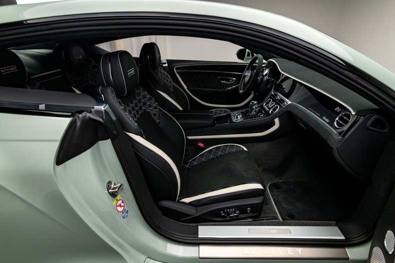 2024 Bentley Continental GT 62