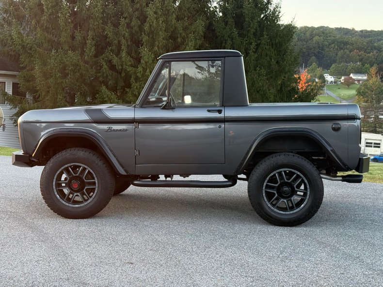 1973 Ford Bronco 8