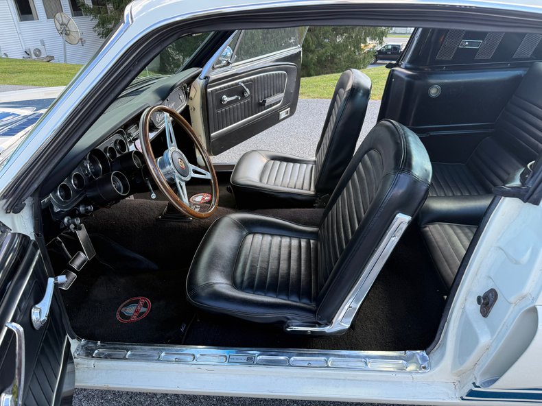 1965 Ford Mustang 5