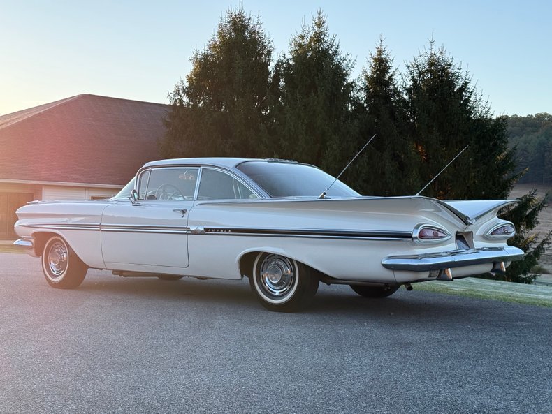 1959 Chevrolet Impala 13