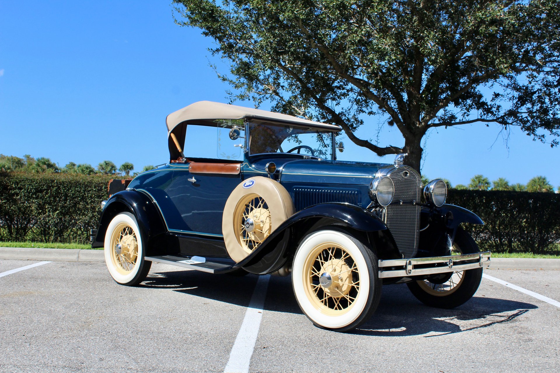 1931 ford deluxe roadster