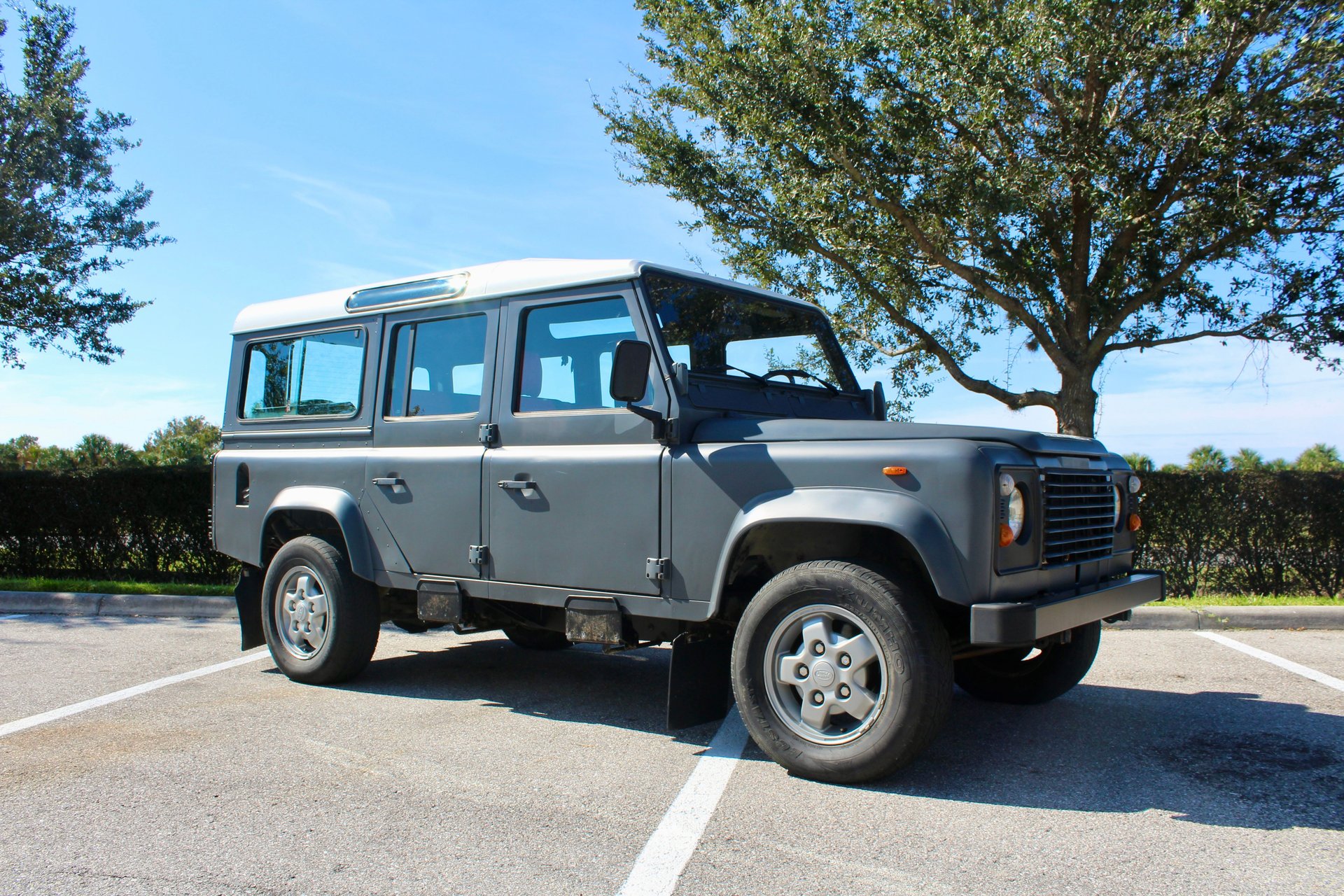 1989 Land Rover Defender 110 | Classic Cars of Sarasota