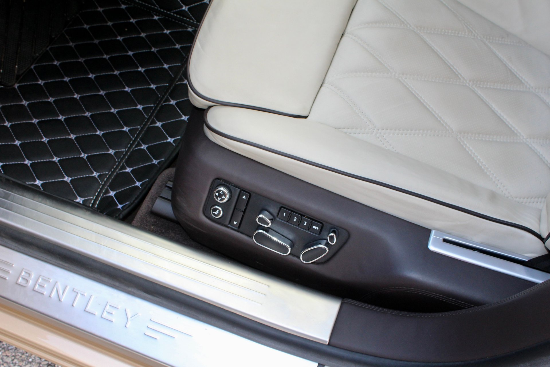 For Sale 2009 Bentley Continental Flying Spur