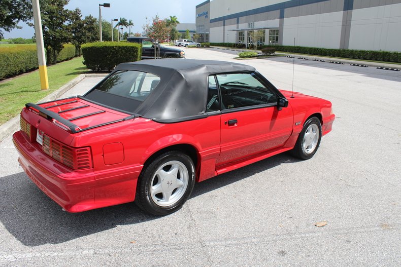 1992 ford mustang gt