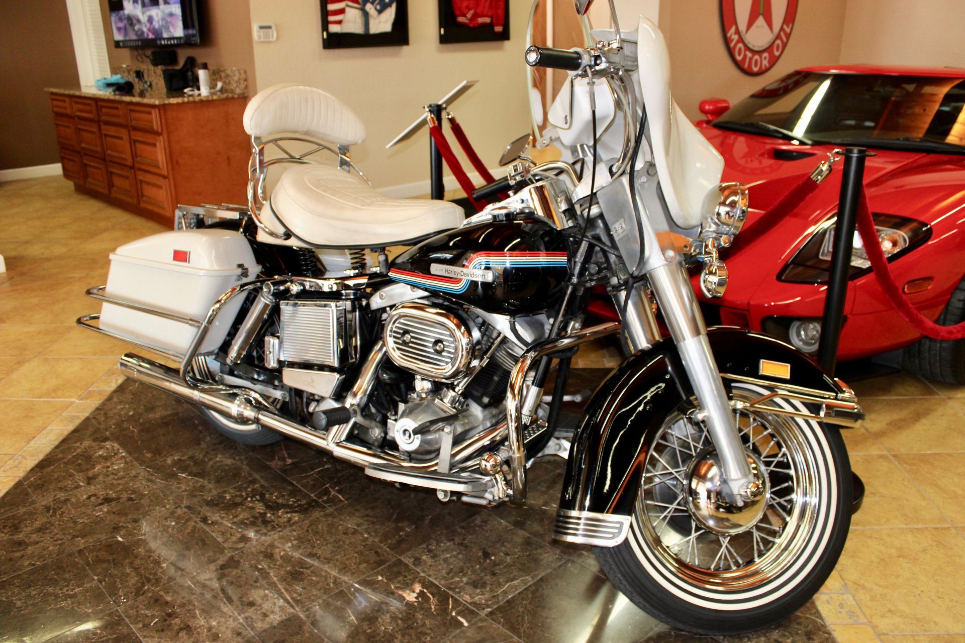 For Sale 1975 Harley-Davidson FLH