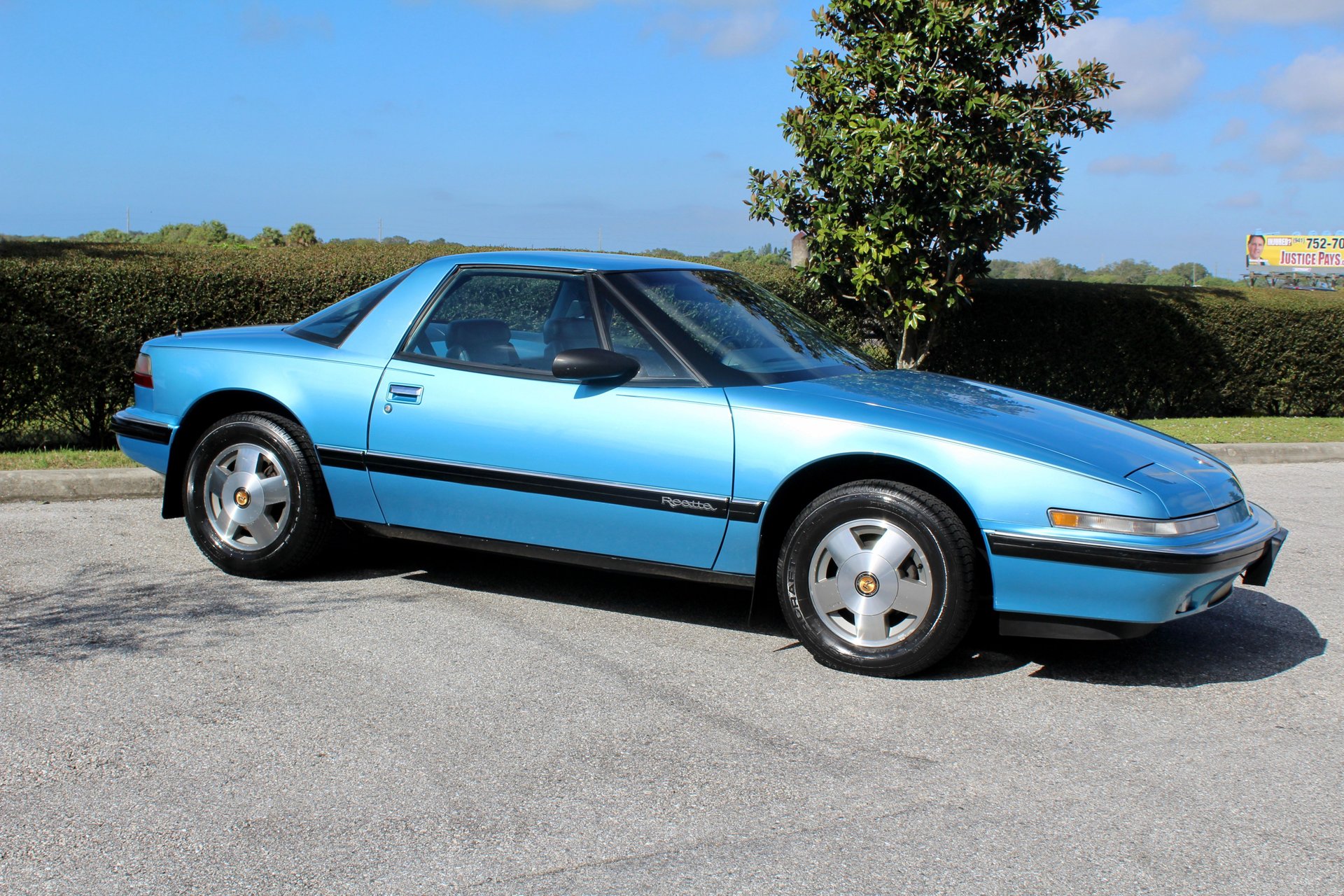 1990 buick reatta