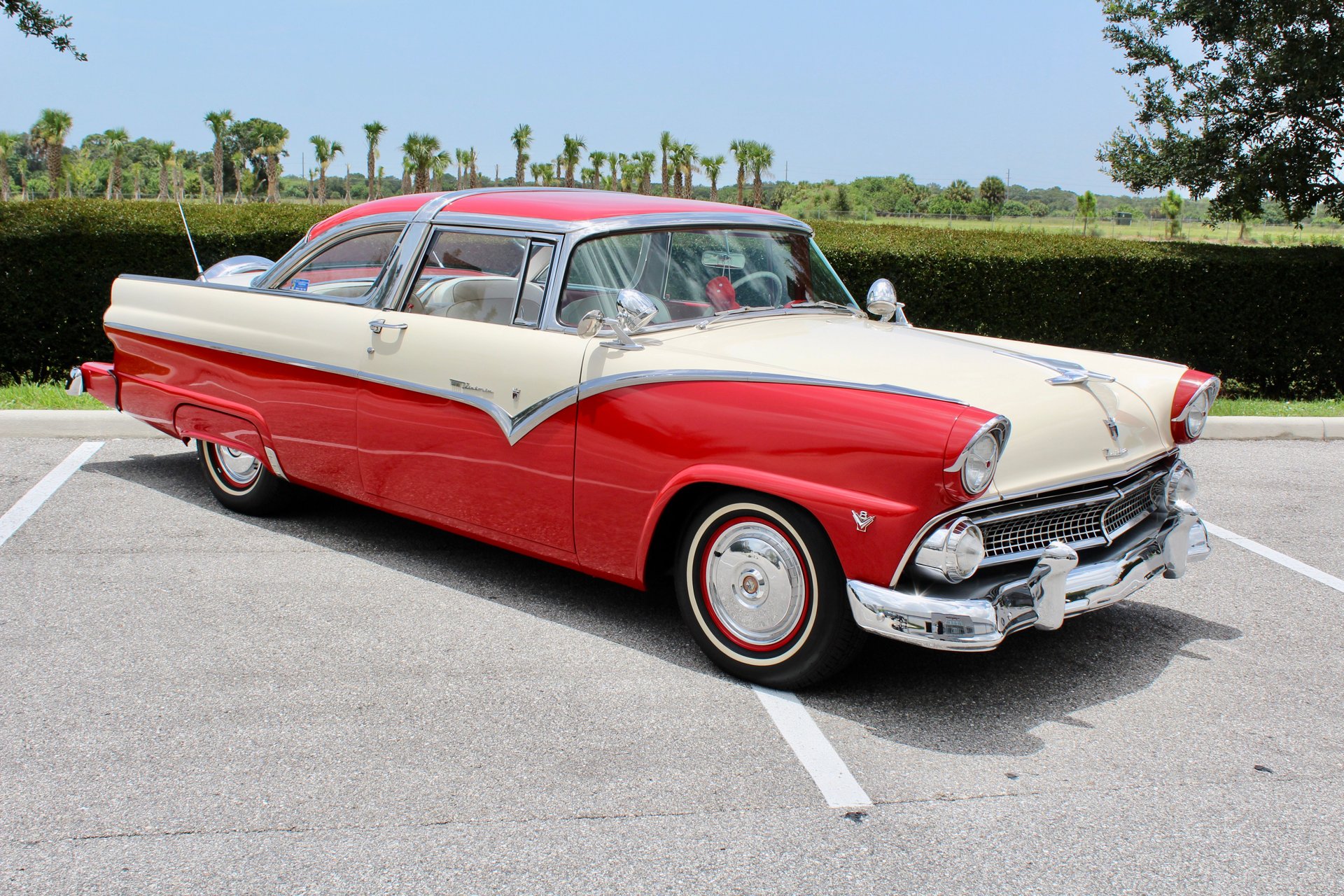 1955 Ford CROWN VICTORIA