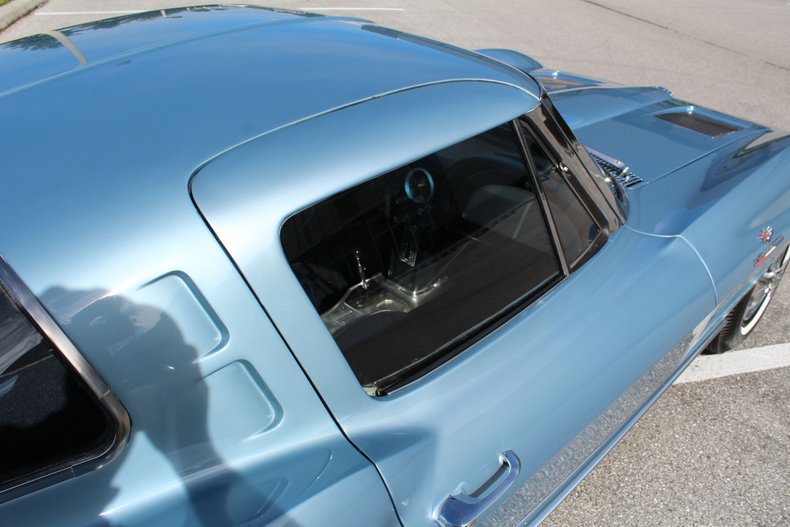 1963 chevrolet corvette spilt window