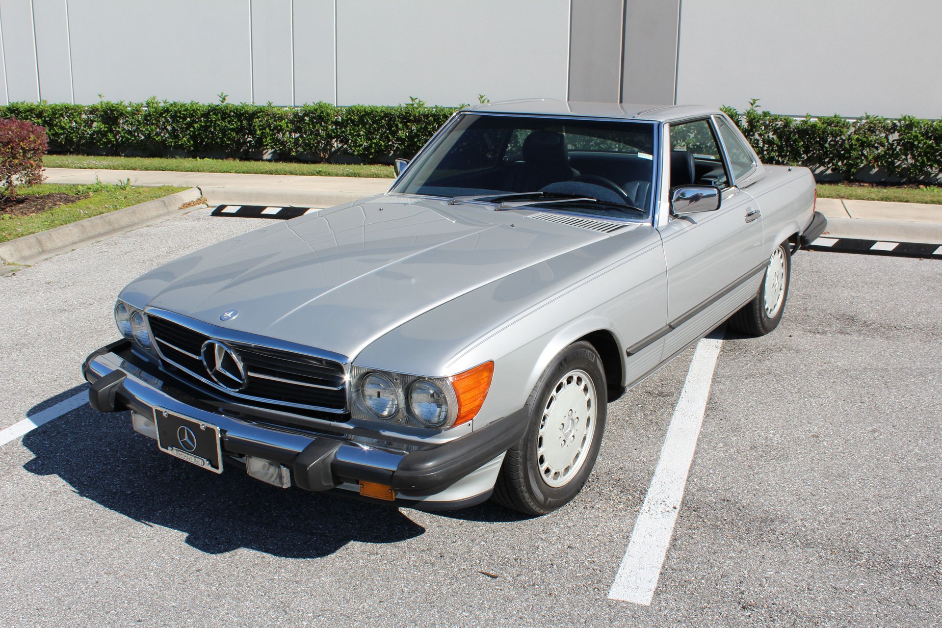 For Sale 1989 Mercedes-Benz SL560