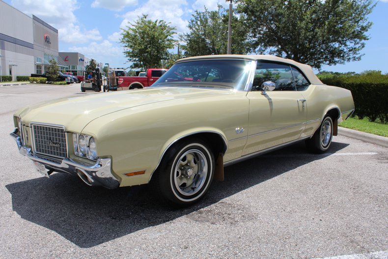 For Sale 1972 Oldsmobile Cutlass Supreme