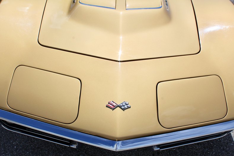 1969 chevrolet corvette stingray