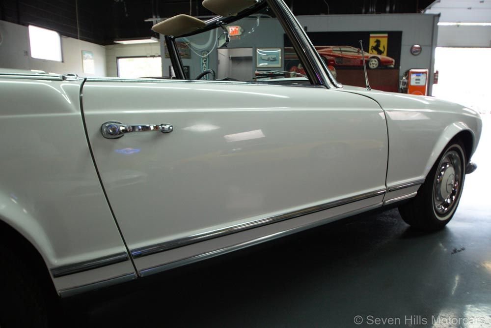 901161 | 1967 Mercedes-Benz 250SL | Seven Hills Motorcars