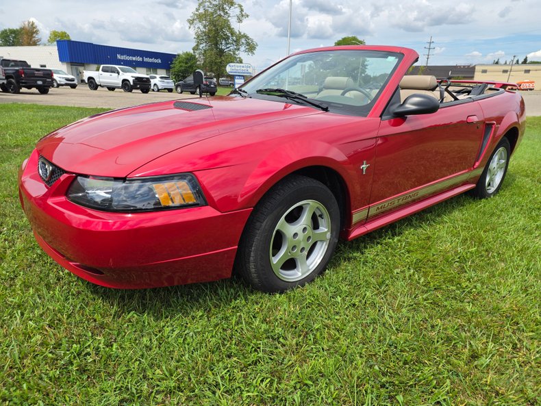 2002 Ford Mustang