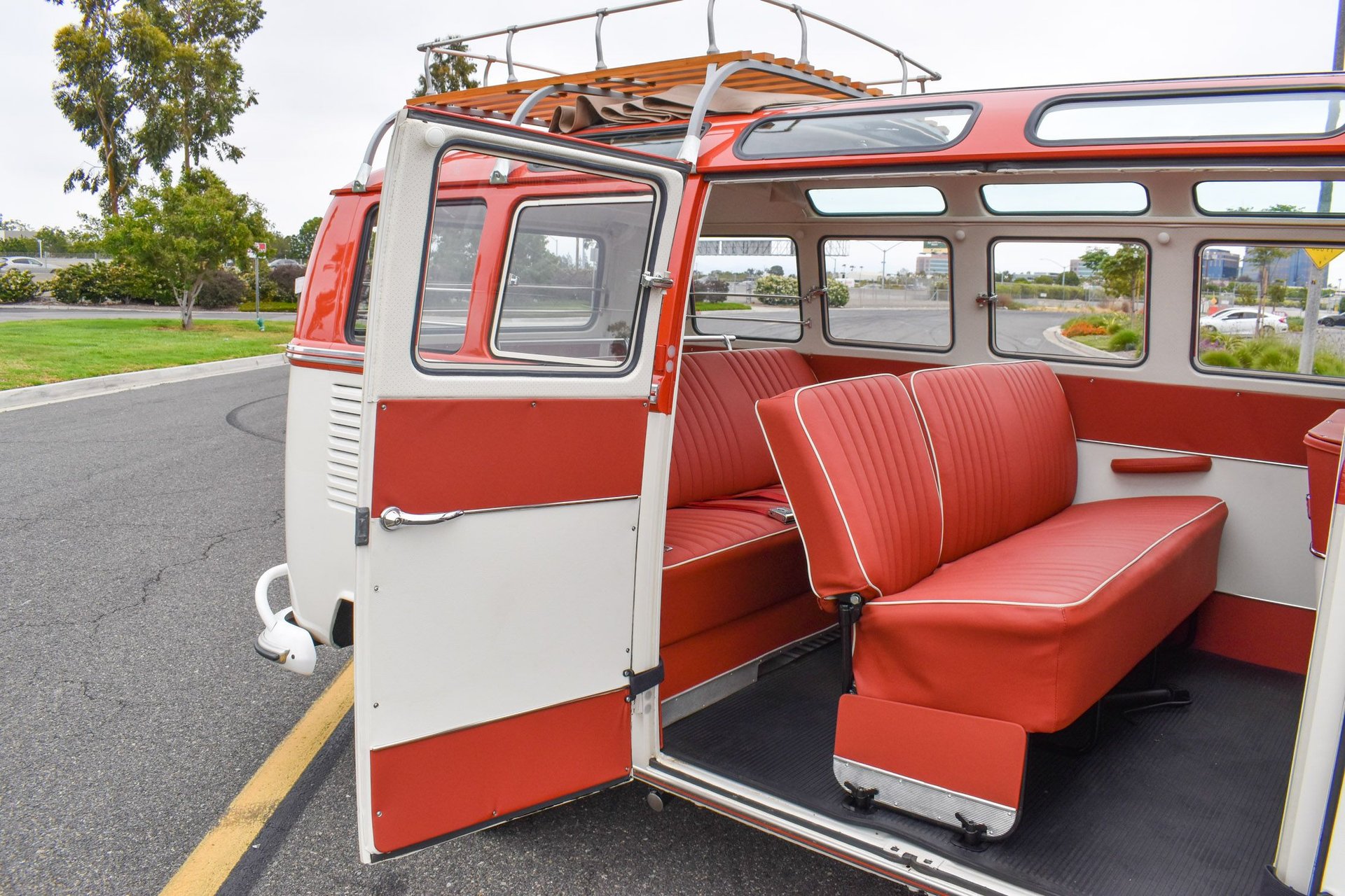 1966 Volkswagen 21 Window Bus | Singleton Classics