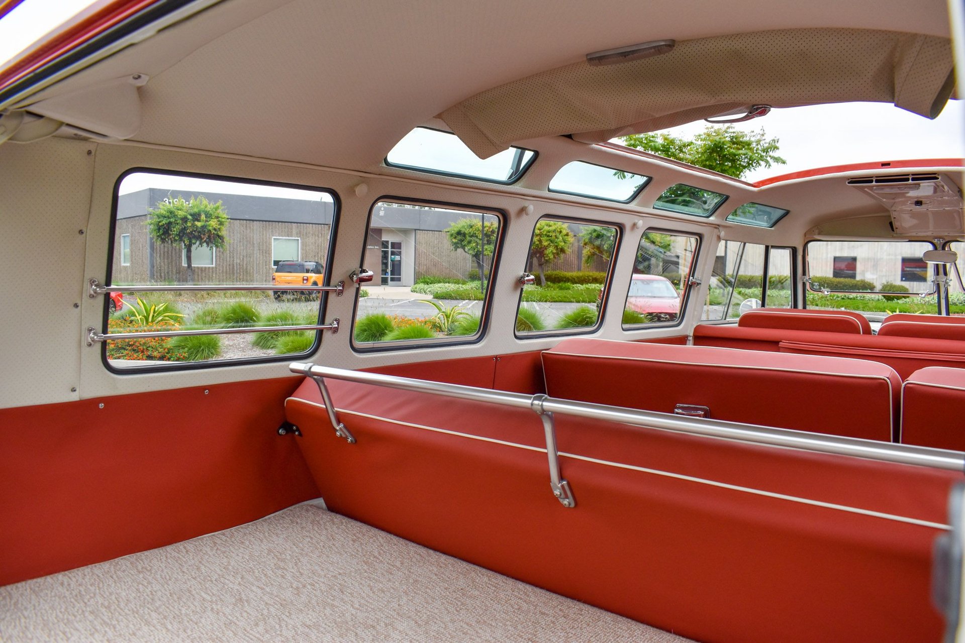 1966 Volkswagen 21 Window Bus | Singleton Classics