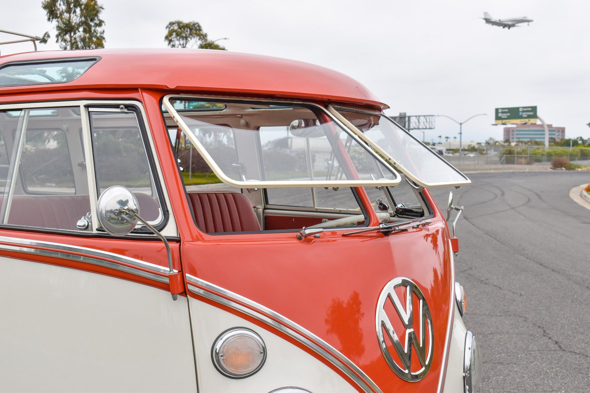 1966 Volkswagen 21 Window Bus | Singleton Classics