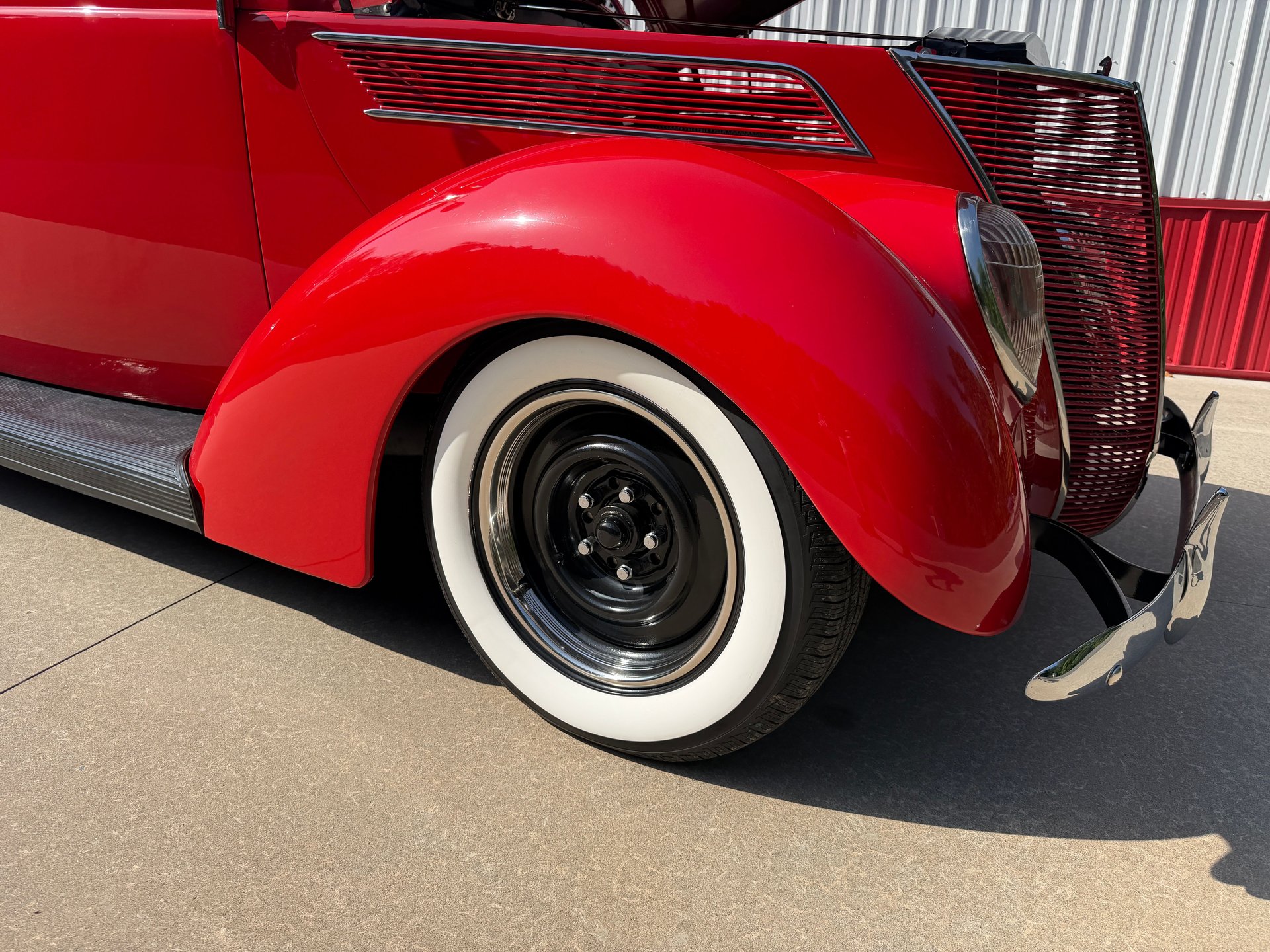 37-8932 | 1937 Ford Slantback | South Jersey Classics