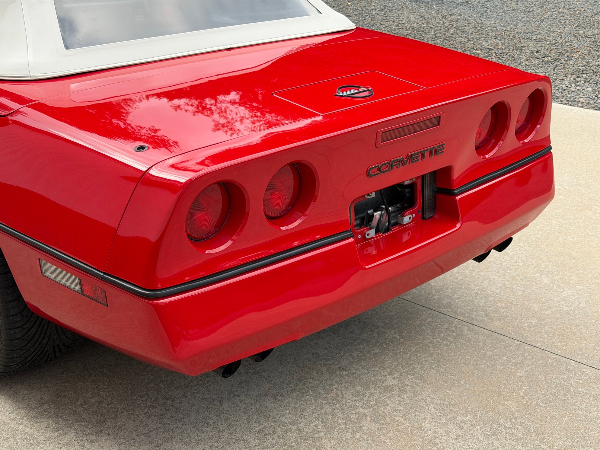 1988 Chevrolet Corvette - Photo 11