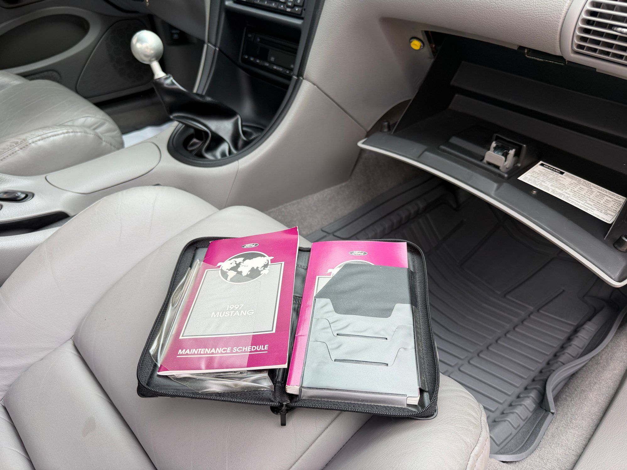1997 Ford Mustang Base - Photo 25