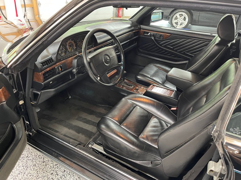 1990 Mercedes-Benz 560SEC