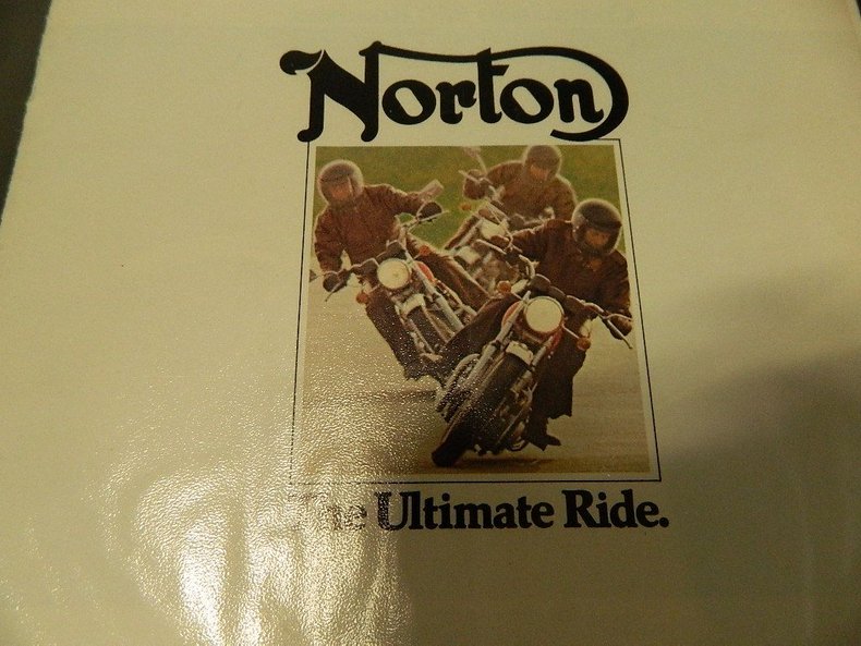 1975 Norton Commando 850