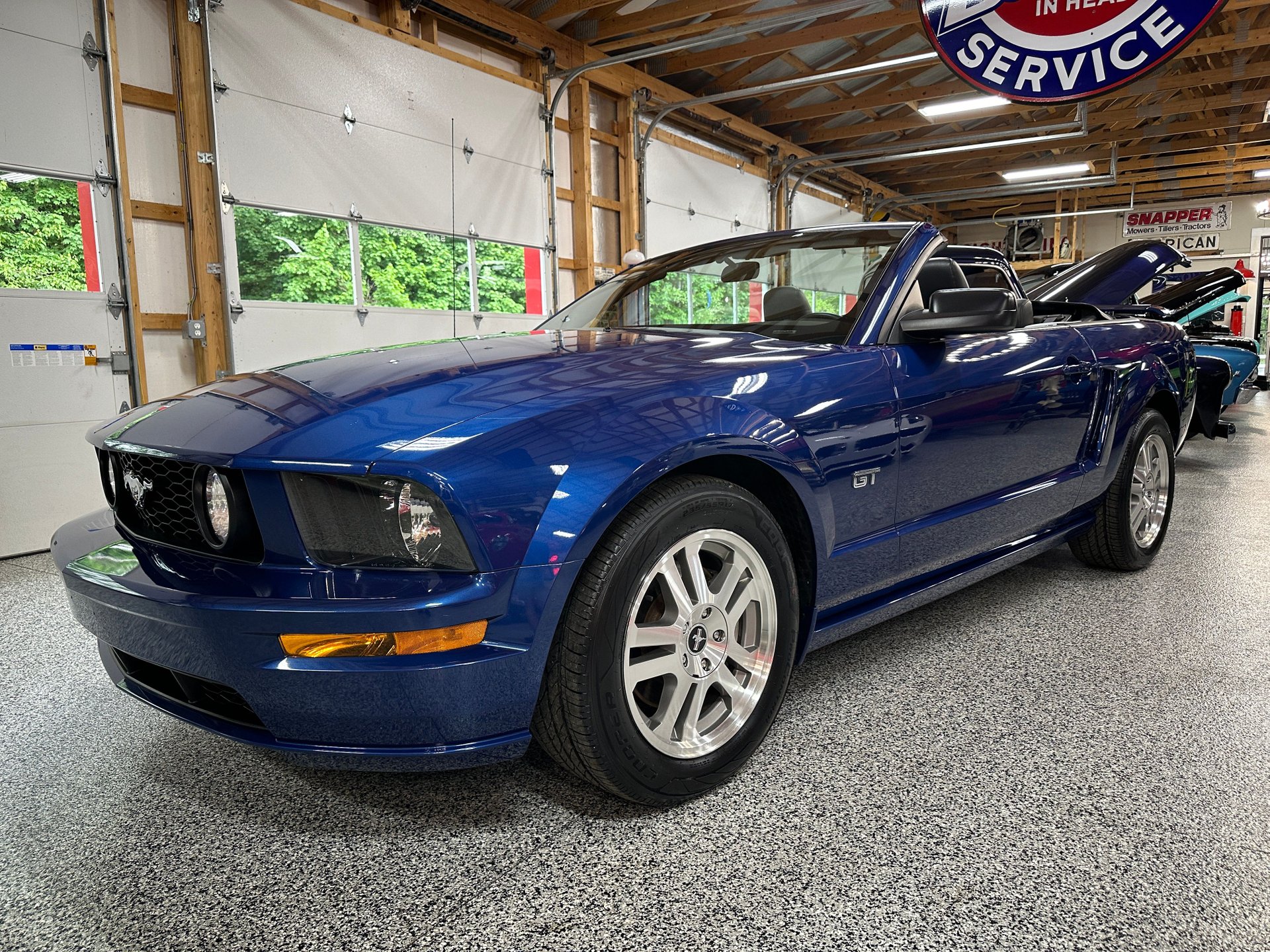 06-2568 | 2006 Ford Mustang | South Jersey Classics