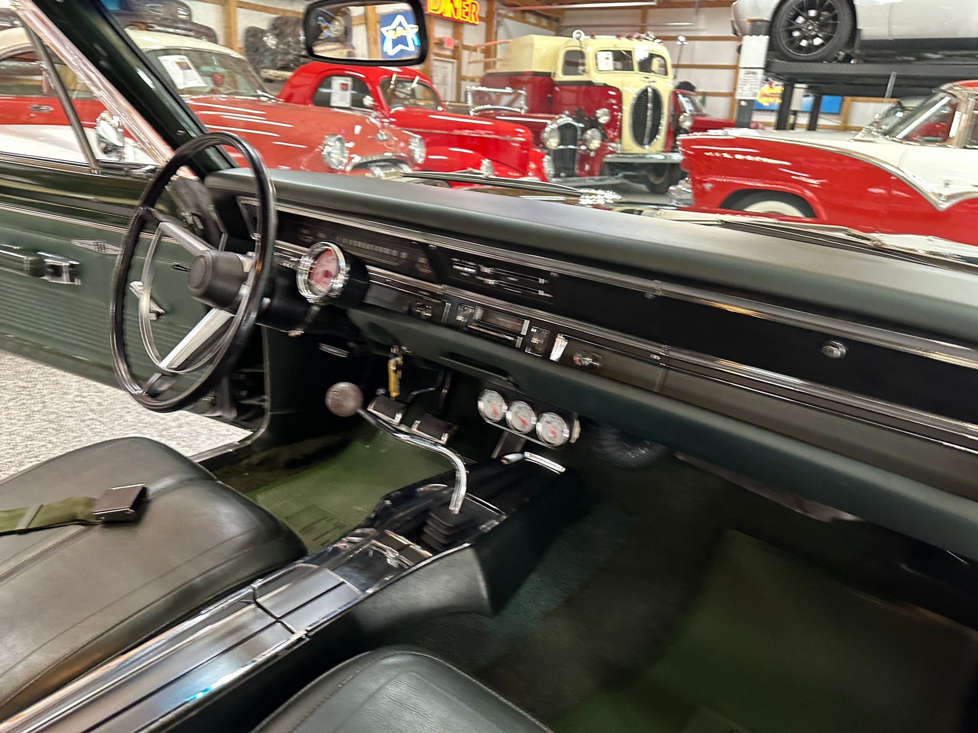 68-9087 | 1968 Dodge Dart | South Jersey Classics