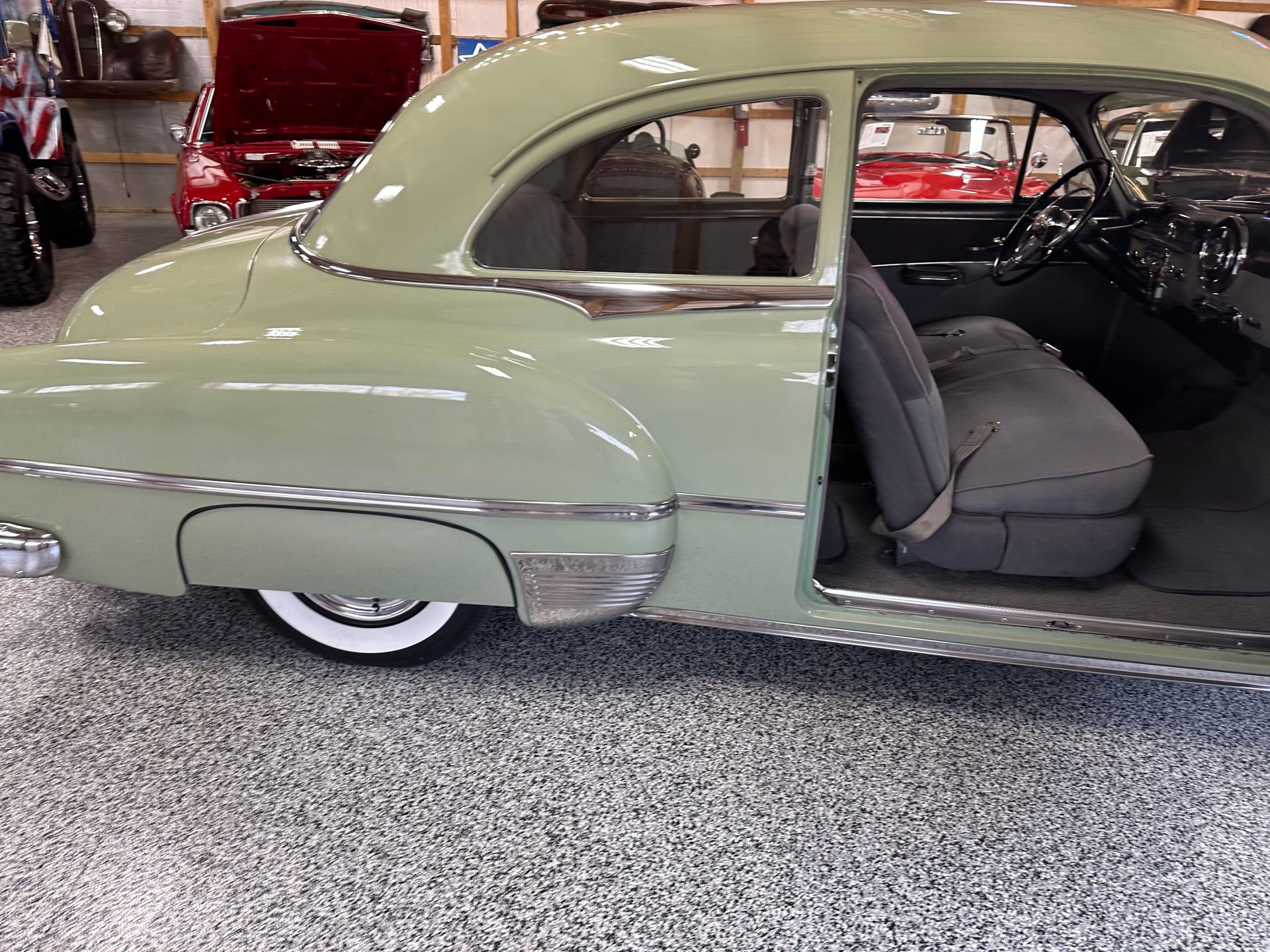 51-H5028 | 1951 Pontiac Chieftain | South Jersey Classics