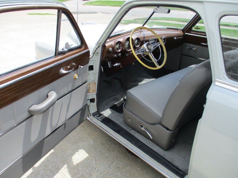 1951 DeSoto Custom Club Coupe Hemi V8 45