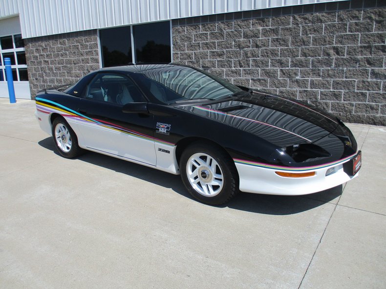 1993 Chevrolet Camaro Z/28 Indy Pace Car 2