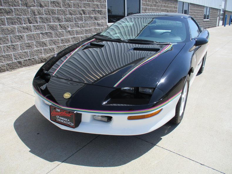 1993 Chevrolet Camaro Z/28 Indy Pace Car 32