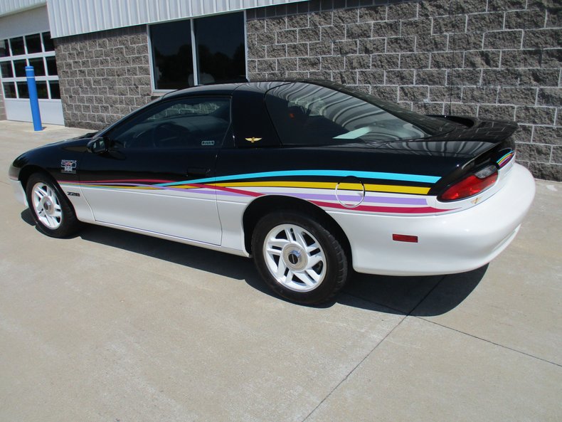 1993 Chevrolet Camaro Z/28 Indy Pace Car 35