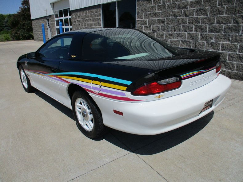 1993 Chevrolet Camaro Z/28 Indy Pace Car 36