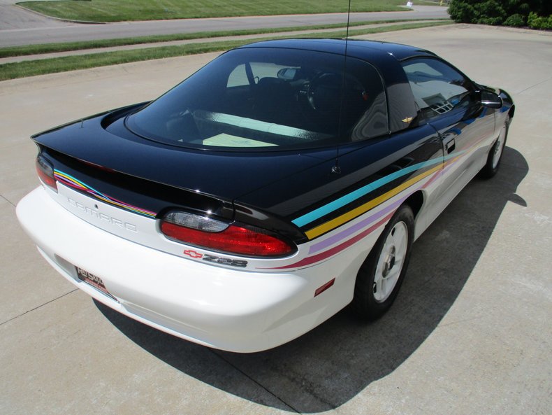 1993 Chevrolet Camaro Z/28 Indy Pace Car 64