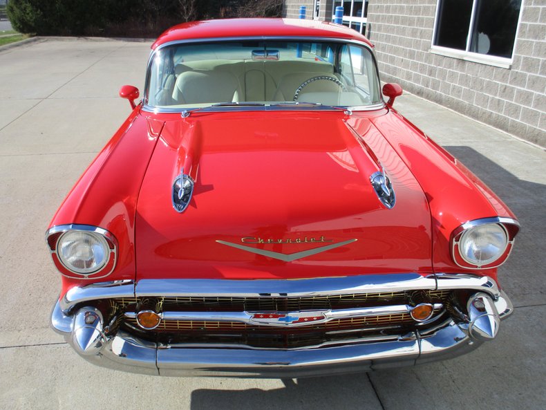 1957 Chevrolet Bel Air Sport Coupe 10