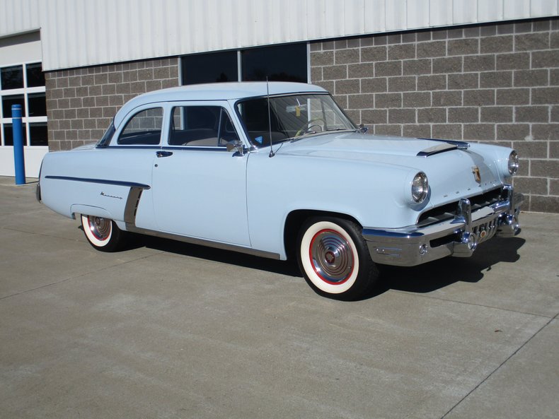 1952 Mercury 2 Door Sedan 2