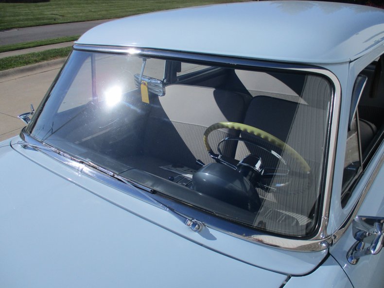 1952 Mercury 2 Door Sedan 29