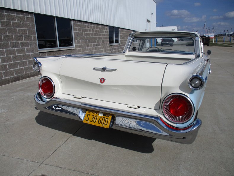 1959 Ford Ranchero 7